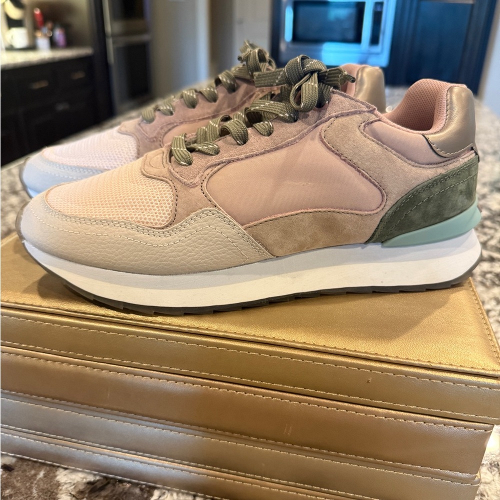 HOFF Paris Sneakers